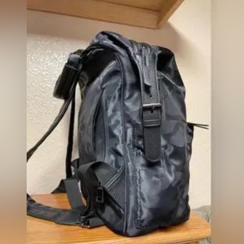 Tommy Bahama nylon 22L backpack